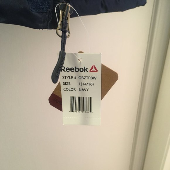 New with tags Reebok Boys Puffer Jacket Size Large L 14-16 - Picture 4 of 4